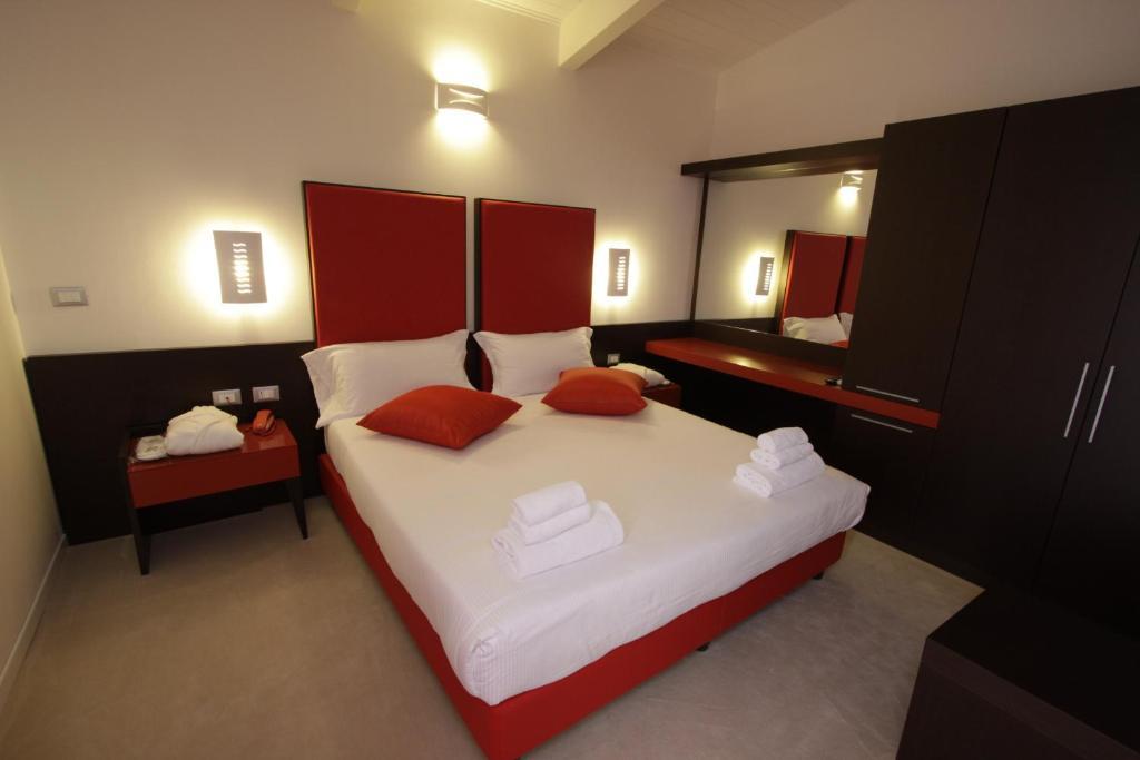 Hotel Paradise Airport Forlì Quarto foto