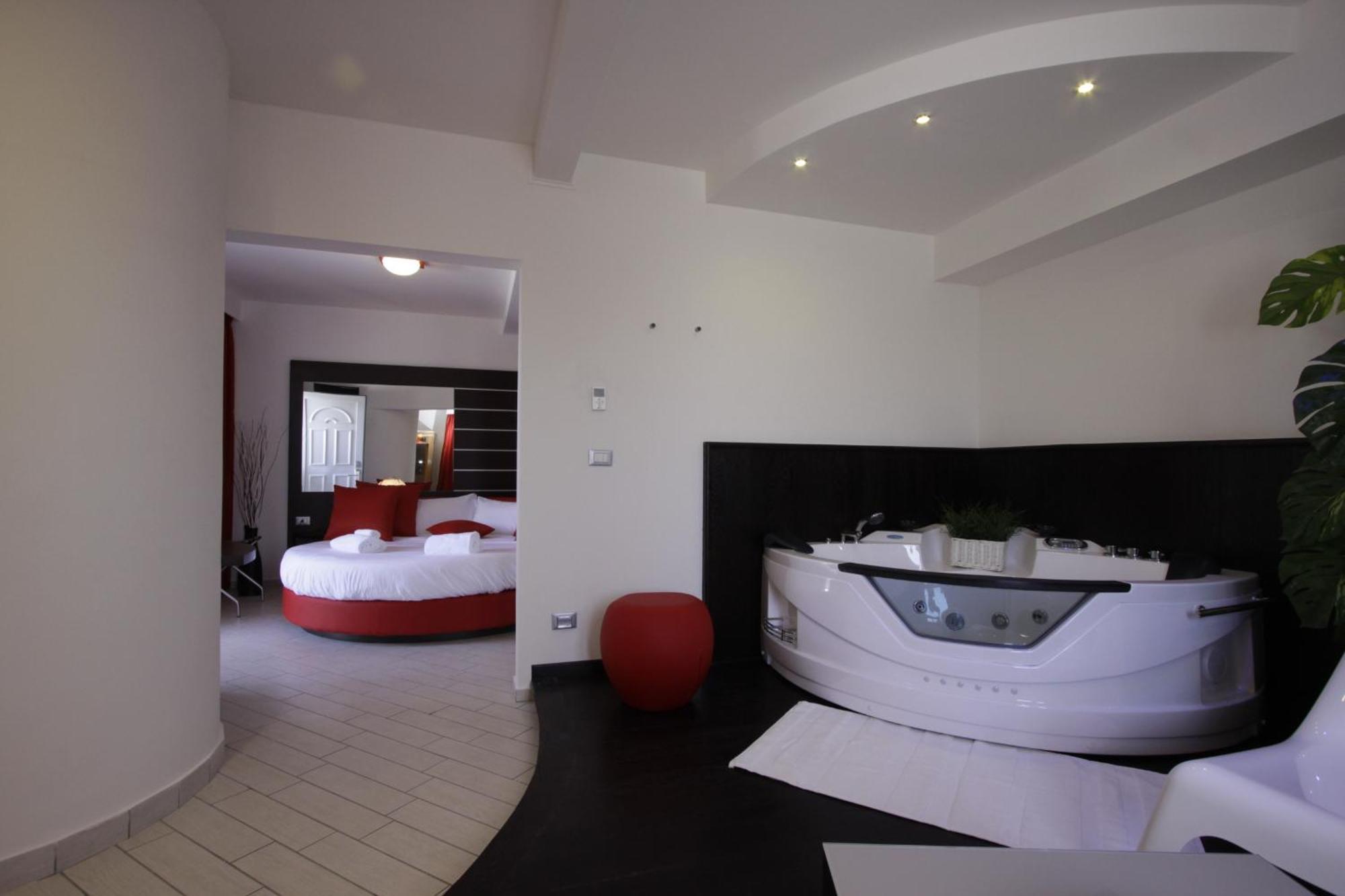 Hotel Paradise Airport Forlì Exterior foto